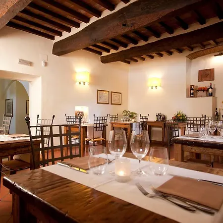 Relais Torre Santa Flora Hotel 4*