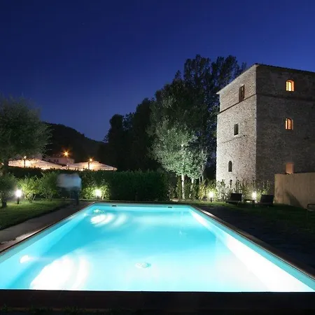 Hotel Relais Torre Santa Flora 4*