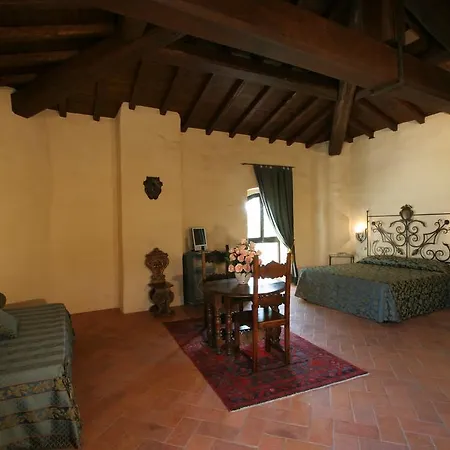 Relais Torre Santa Flora 4*