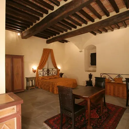 Relais Torre Santa Flora 4*
