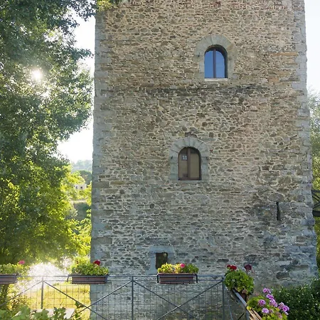 Relais Torre Santa Flora Hotel 4*